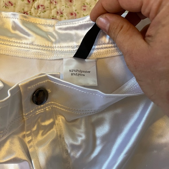 High waisted shorts - Picture 3 of 4